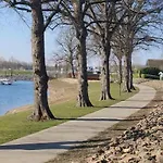 Luxus Im Schoenen Recratiepark De Veerstal شاليه ريدين