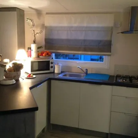 Horská chata Luxus Im Schoenen Recratiepark De Veerstal Rheden