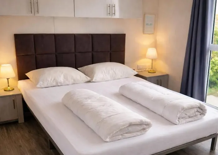 Luxus Im Schoenen Recratiepark De Veerstal