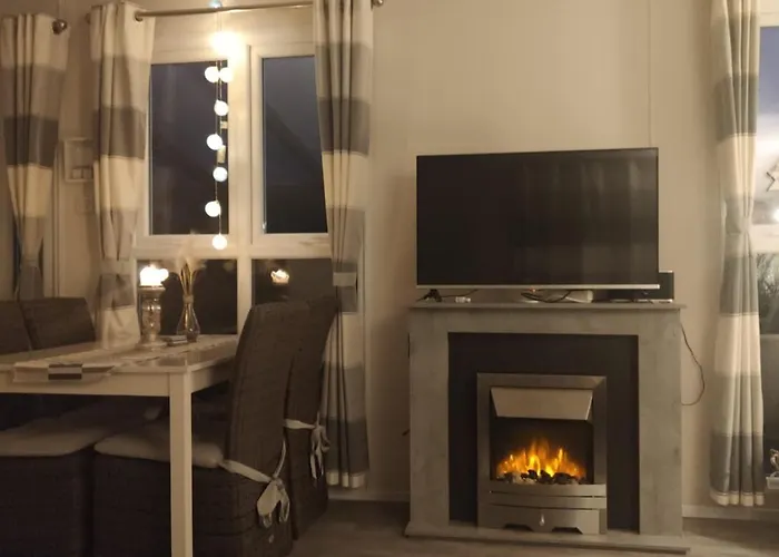 Luxus Im Schoenen Recratiepark De Veerstal *