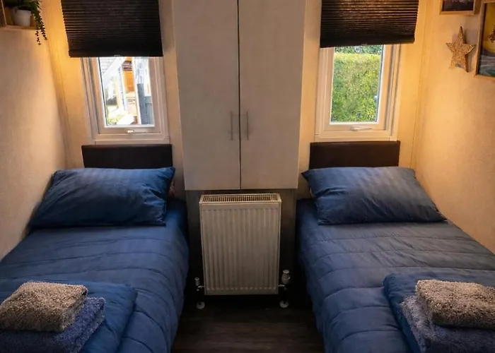 木屋 Luxus Im Schoenen Recratiepark De Veerstal